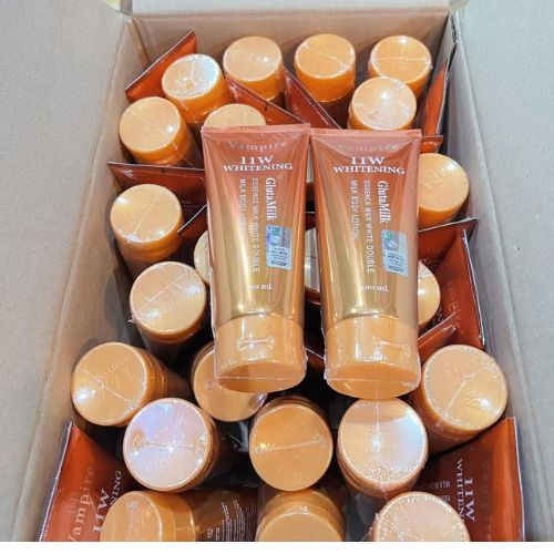 �ٻ�Ҿ���2 �ͧ�Թ��� : 11w Whitening body lotion �Ū�蹹�ӹ����ا��ǡ�Ш�ҧ�� ᾤࡵ����