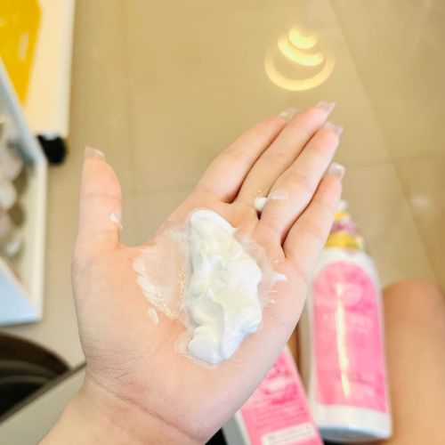 �ٻ�Ҿ���6 �ͧ�Թ��� : �Ū�蹹���� ����� (Secret Body Lotion Milk)ᾤࡵ����